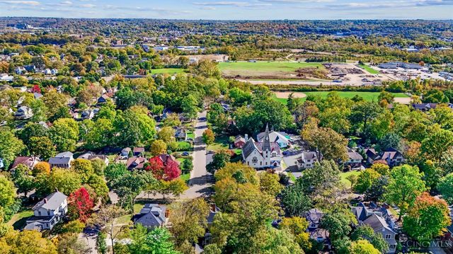 177 Burns Avenue, Wyoming, OH 45215