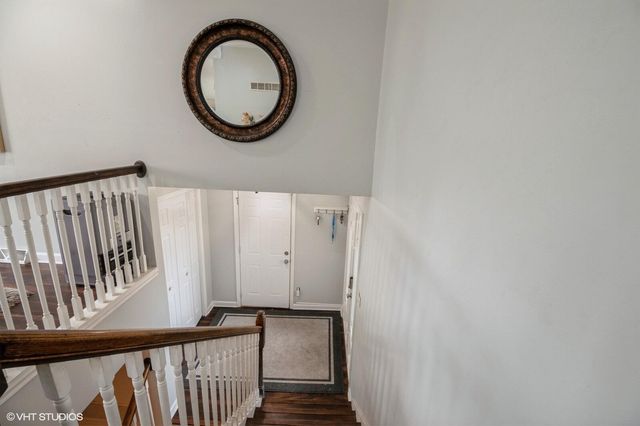 7405 Pierce Place, Merrillville, IN 46410