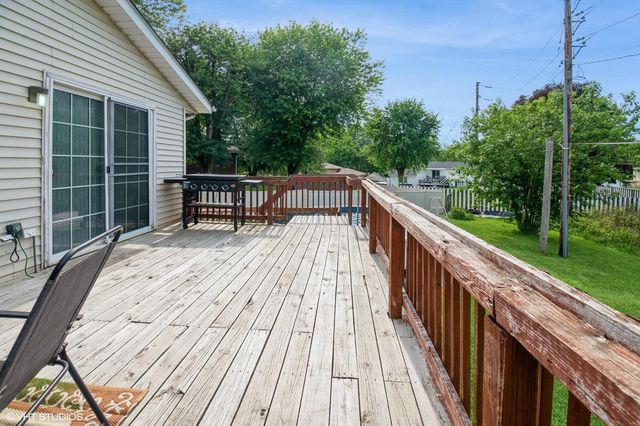 7405 Pierce Place, Merrillville, IN 46410