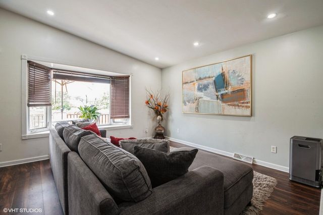 7405 Pierce Place, Merrillville, IN 46410