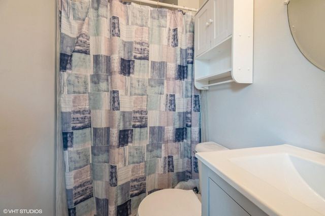 7405 Pierce Place, Merrillville, IN 46410