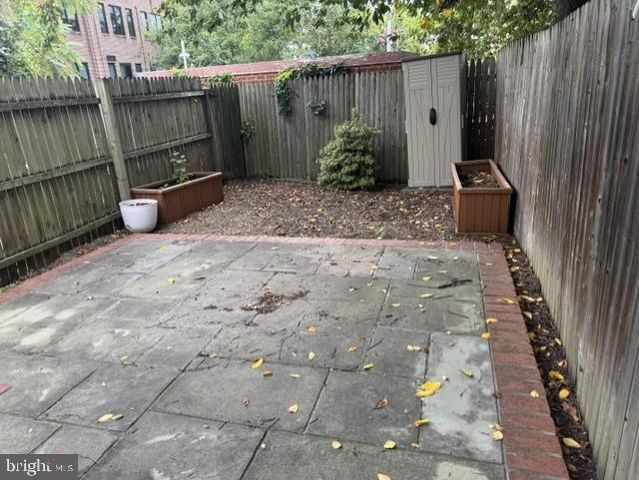 114 BAGGETT PL, Alexandria, VA 22314
