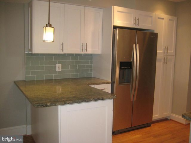 114 BAGGETT PL, Alexandria, VA 22314