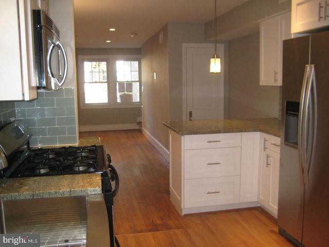 114 BAGGETT PL, Alexandria, VA 22314