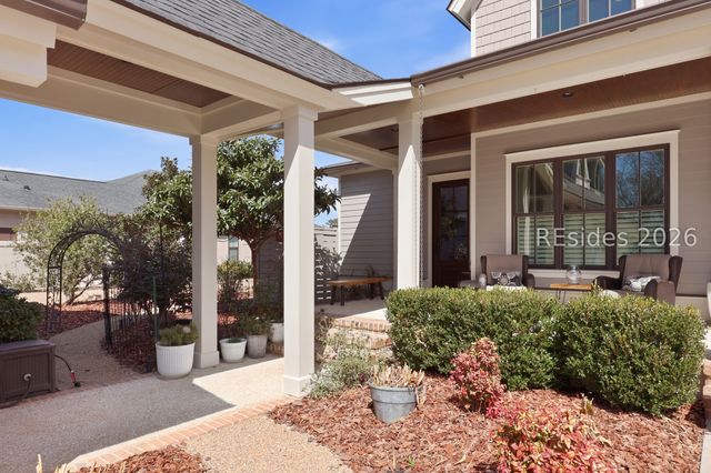 20 Fish Dancer Ct, Bluffton, SC 29910