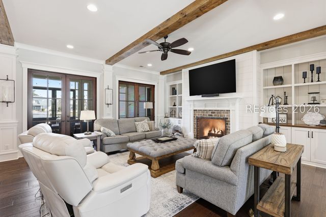 20 Fish Dancer Ct, Bluffton, SC 29910