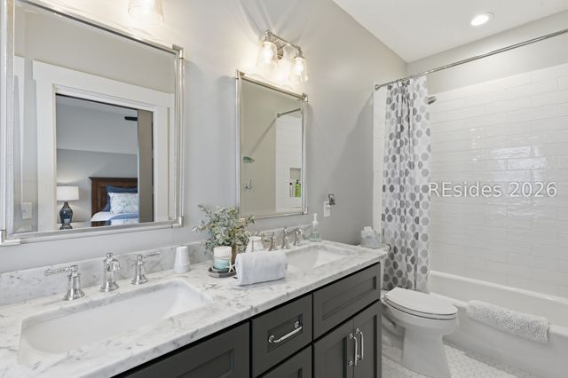 20 Fish Dancer Ct, Bluffton, SC 29910