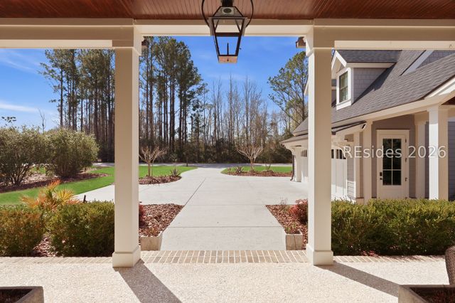 20 Fish Dancer Ct, Bluffton, SC 29910