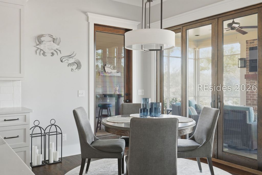 Image 28 of property listing at 20 Fish Dancer Ct, Bluffton, SC 29910