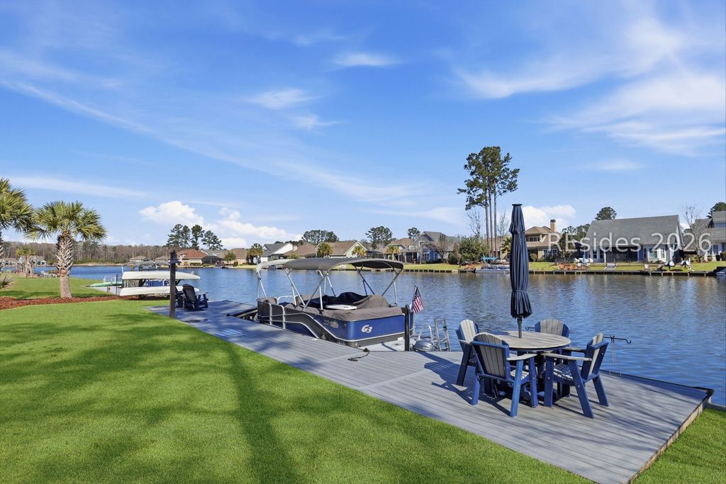 Image 66 of property listing at 20 Fish Dancer Ct, Bluffton, SC 29910
