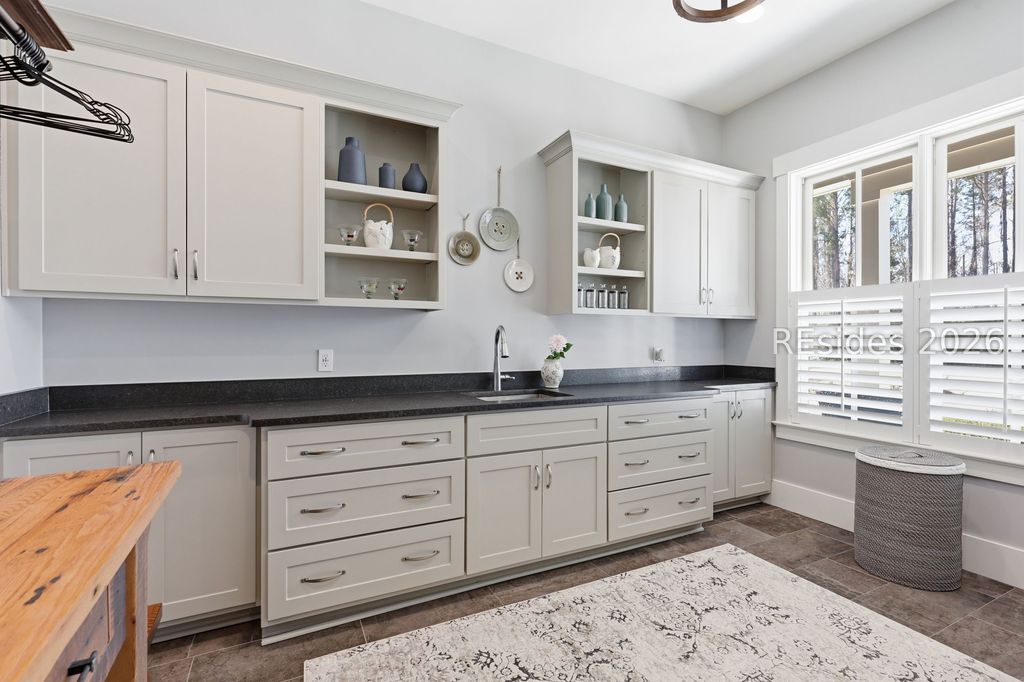 Image 68 of property listing at 20 Fish Dancer Ct, Bluffton, SC 29910