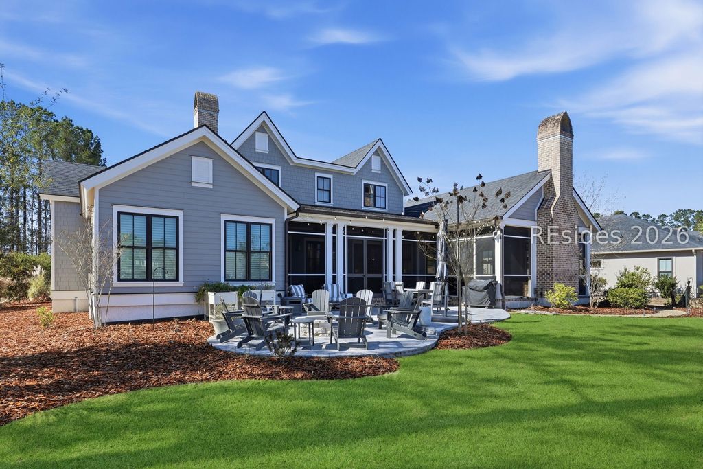 Image 72 of property listing at 20 Fish Dancer Ct, Bluffton, SC 29910