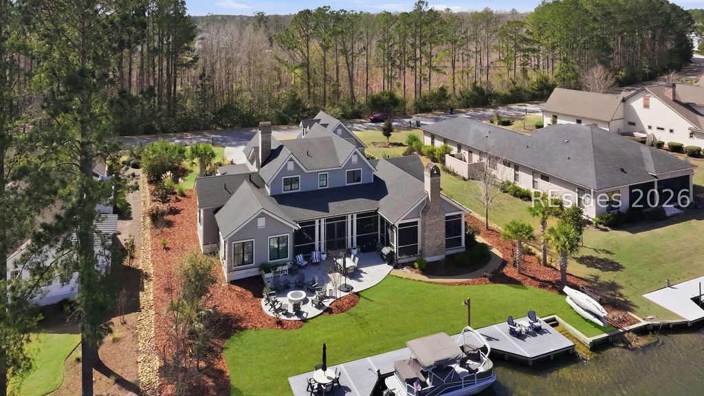 Image 77 of property listing at 20 Fish Dancer Ct, Bluffton, SC 29910