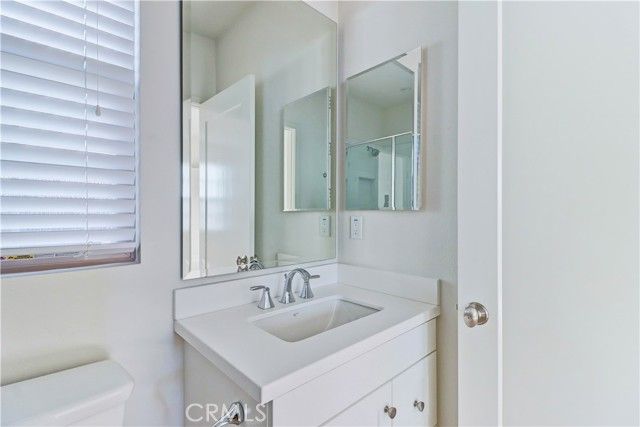 158 Falcon, Irvine, CA 92618