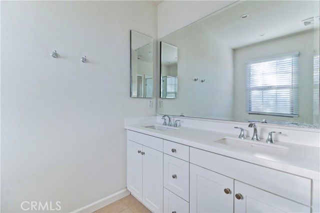 158 Falcon, Irvine, CA 92618