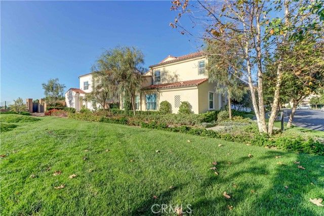 158 Falcon, Irvine, CA 92618