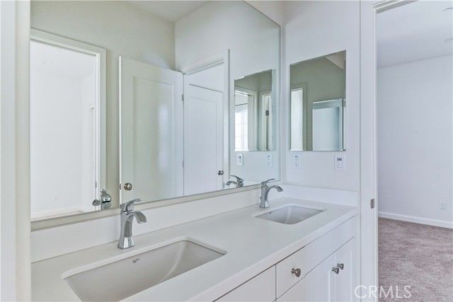 158 Falcon, Irvine, CA 92618