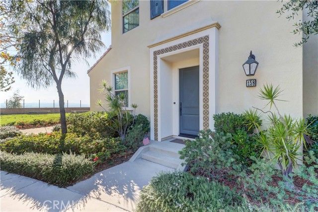 158 Falcon, Irvine, CA 92618