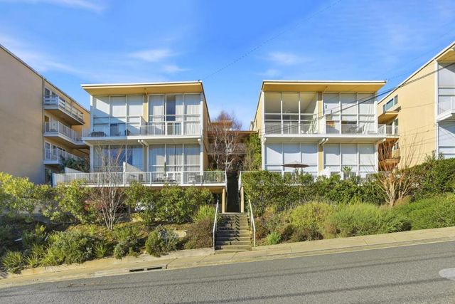 404 Portofino Drive 3, San Carlos, CA 94070