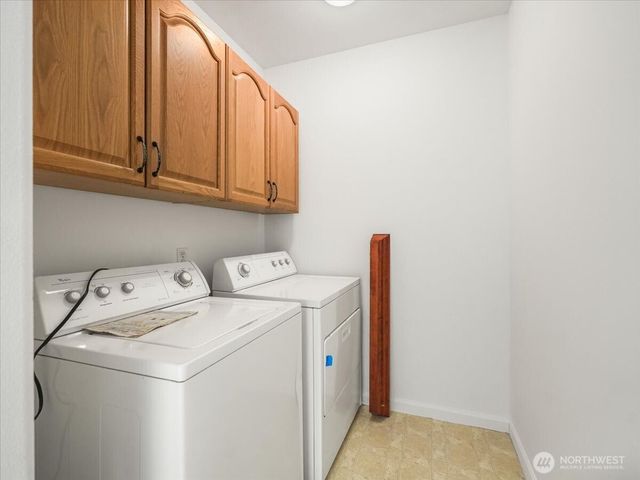 2465 132nd Avenue SE, Bellevue, WA 98005