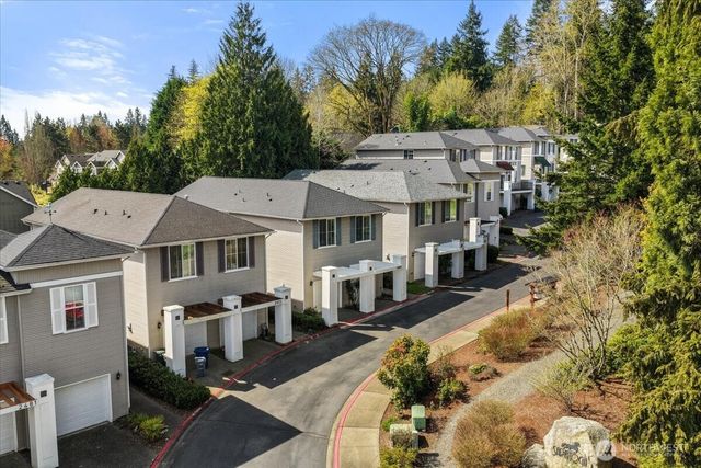 2465 132nd Avenue SE, Bellevue, WA 98005