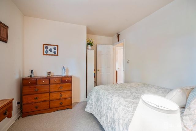 20 Rolling Road, East Brunswick, NJ 08816