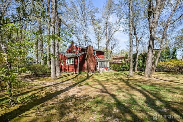 20 Rolling Road, East Brunswick, NJ 08816