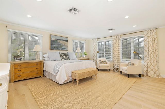 155 Peruvian Avenue, Palm Beach, FL 33480