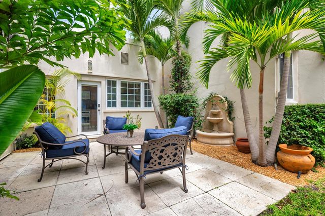 155 Peruvian Avenue, Palm Beach, FL 33480