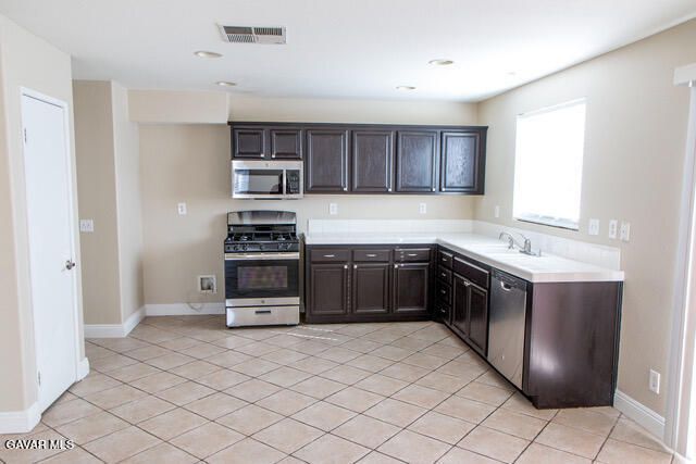 40265 Maravilla Drive, Palmdale, CA 93550