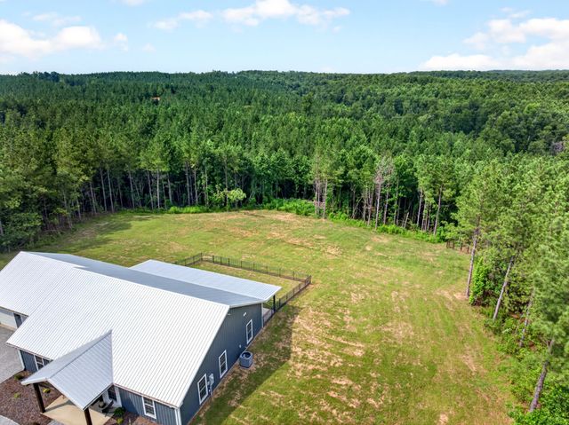 3931 Hwy 231, Erin, TN 37061