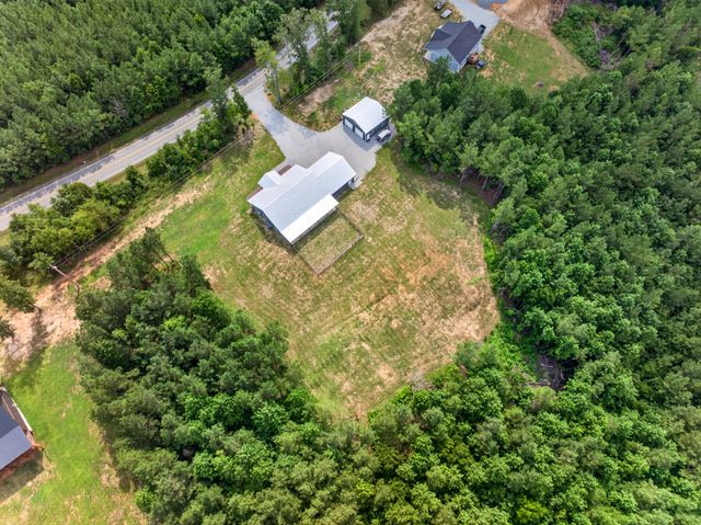 3931 Hwy 231, Erin, TN 37061