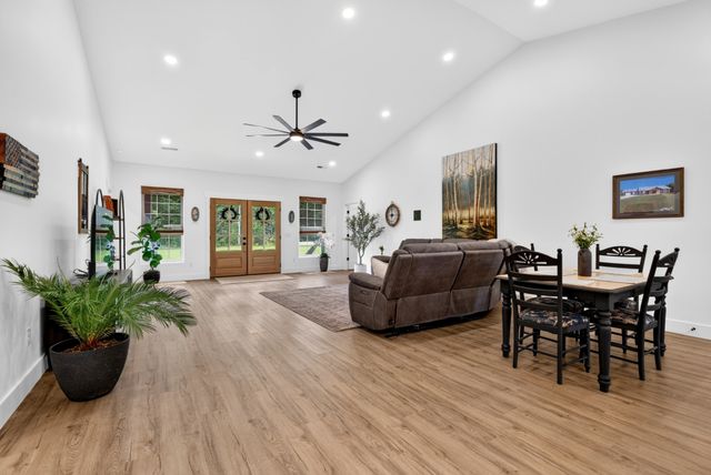 3931 Hwy 231, Erin, TN 37061