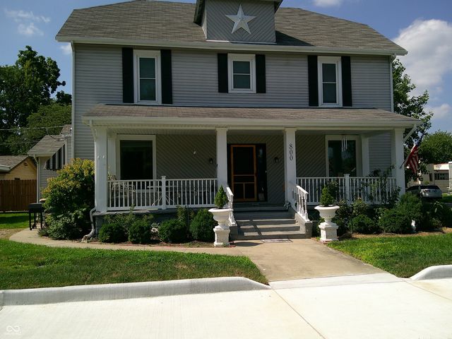 800 W 2nd Street, Seymour, IN 47274