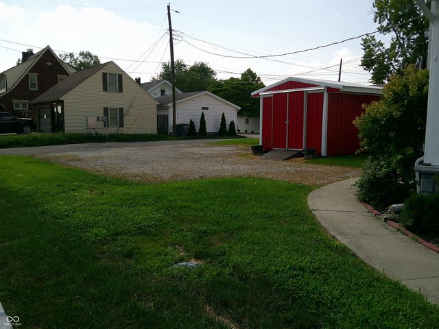 800 W 2nd Street, Seymour, IN 47274