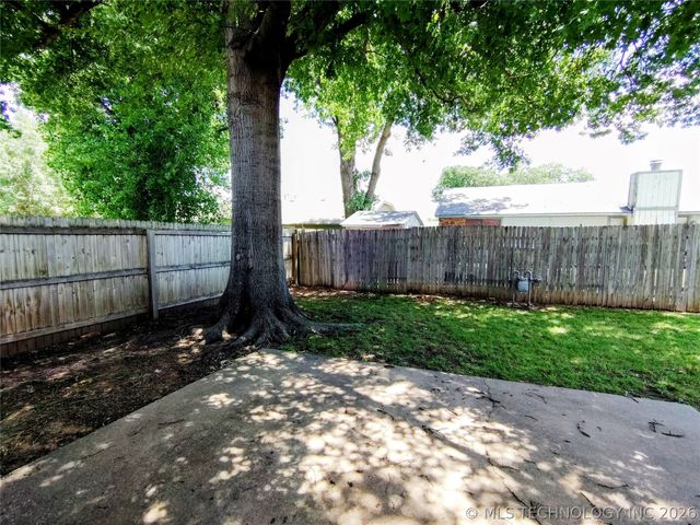 2909 S 122nd East Avenue, Tulsa, OK 74129