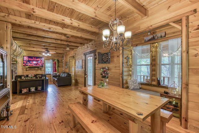 160 Conley Stevens Road, Roan Mountain, TN 37687