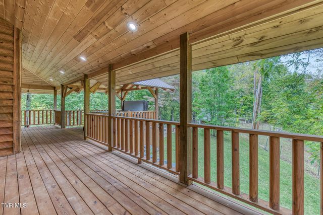160 Conley Stevens Road, Roan Mountain, TN 37687