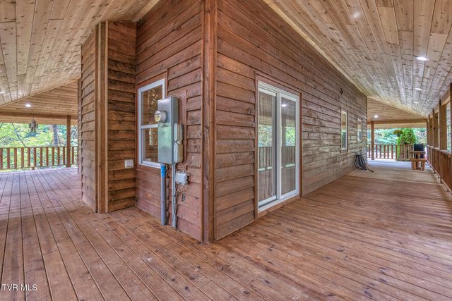 160 Conley Stevens Road, Roan Mountain, TN 37687