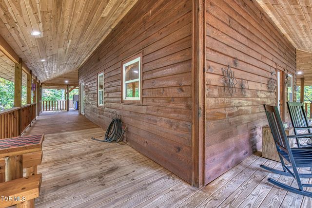 160 Conley Stevens Road, Roan Mountain, TN 37687