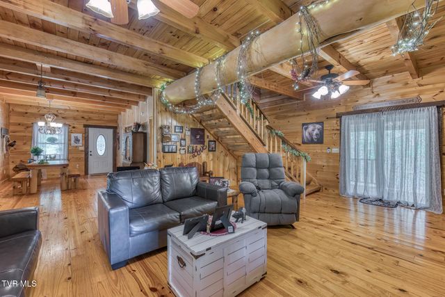 160 Conley Stevens Road, Roan Mountain, TN 37687