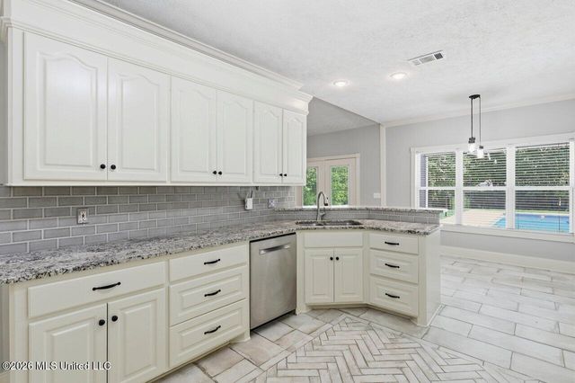 117 Poplar Ridge Drive, Brandon, MS 39047
