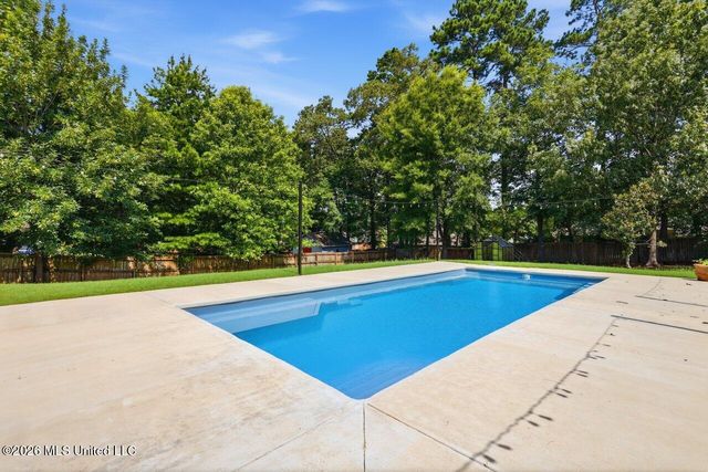 117 Poplar Ridge Drive, Brandon, MS 39047