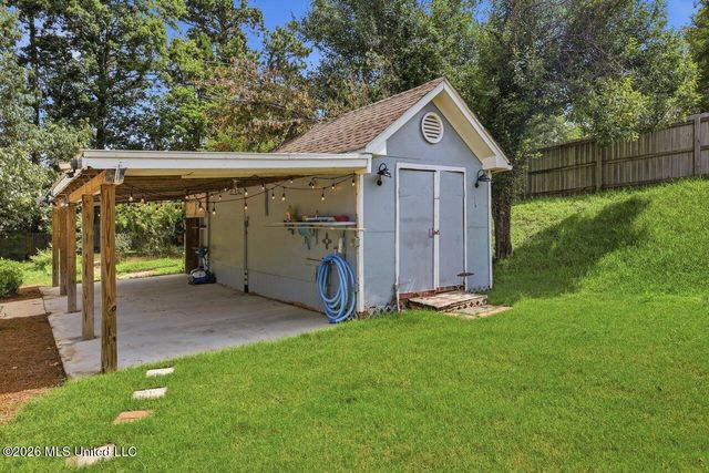 117 Poplar Ridge Drive, Brandon, MS 39047