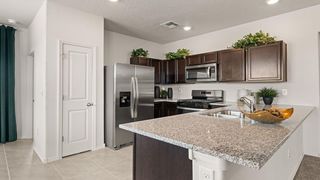 8 E El Nido Court, Los Lunas, NM 87031