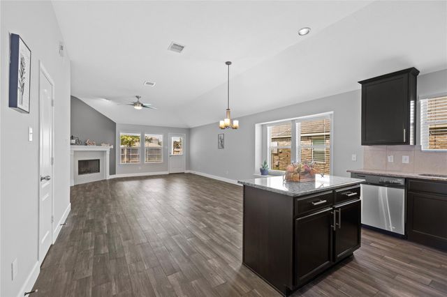 5311 Persimmon Pass, Richmond, TX 77407