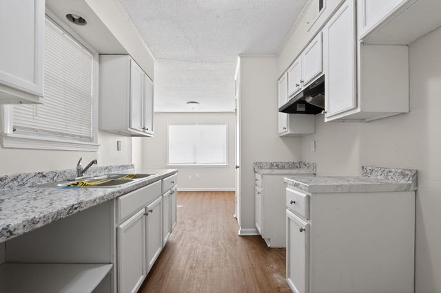 3926 KERWIN DR, Memphis, TN 38128