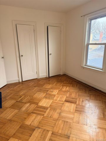 173-32 82nd Avenue, Jamaica Hills, NY 11432