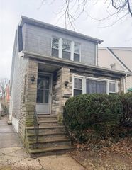 173-32 82nd Avenue, Jamaica Hills, NY 11432