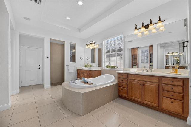 715 ISLEBAY DRIVE, Apollo Beach, FL 33572